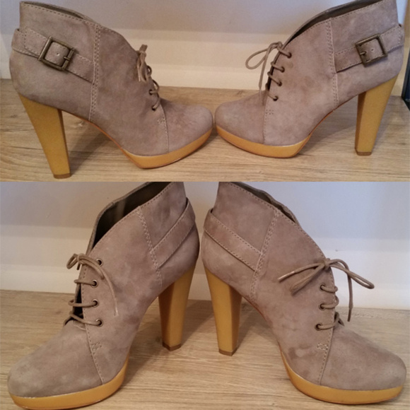 Steve Madden Suede Heels Booties 9 lace up buckle belt accent - Picture 4 of 8